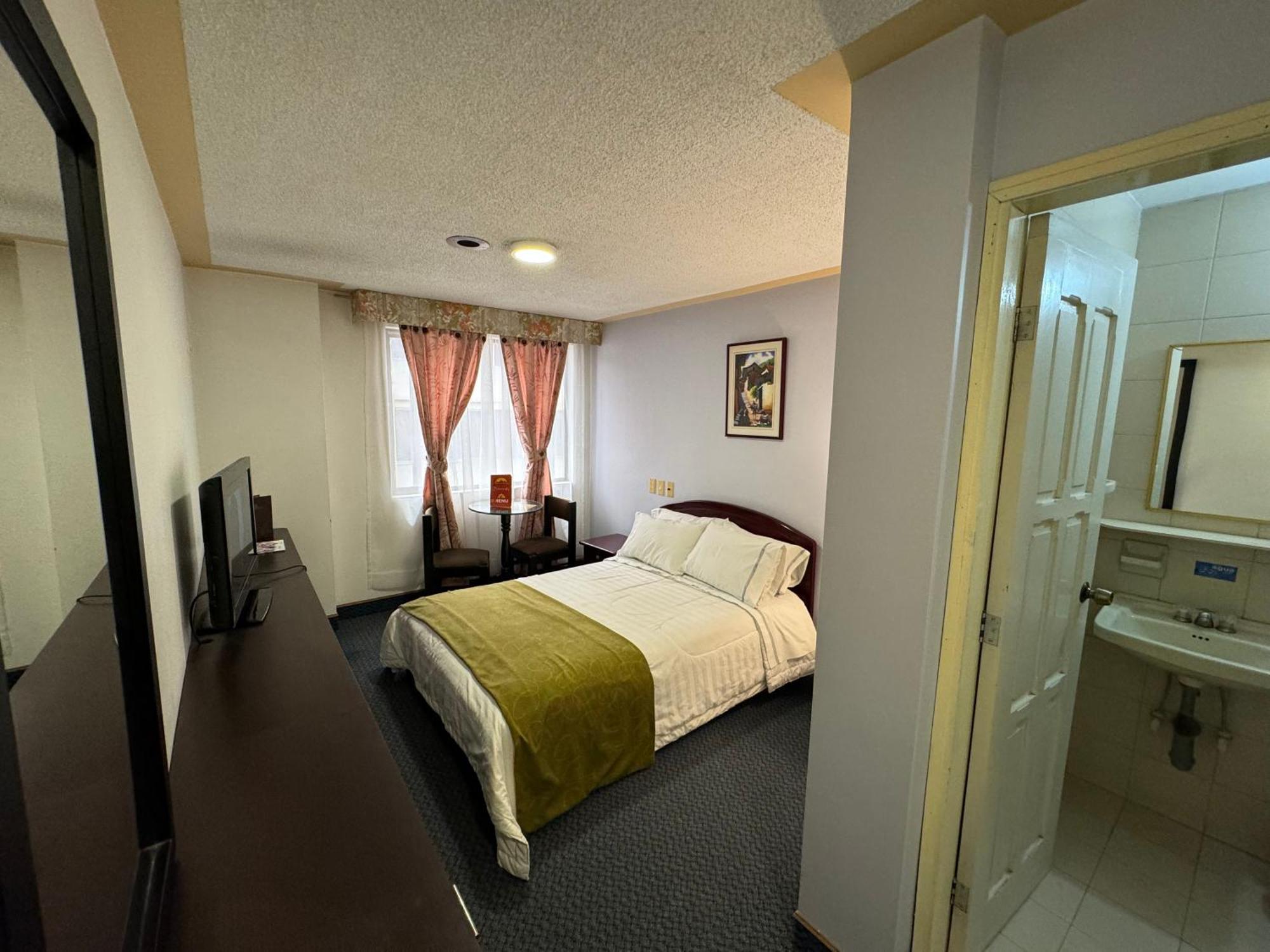 Hotel Los Andes イピアレス エクステリア 写真